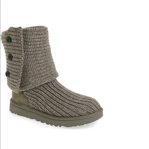 UGG Classic Carly II knit boots charcoal size 9